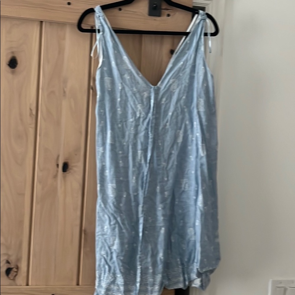 Blue dress